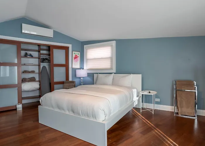 Ferienhaus 3-story Townhome Free Parking Private Patio Washer-dryer *