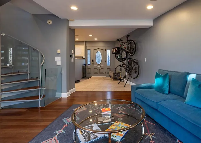3-story Townhome Free Parking Private Patio Washer-dryer Ferienhaus Chicago