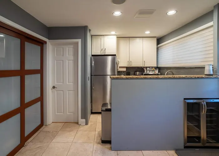 3-story Townhome Free Parking Private Patio Washer-dryer Ferienhaus Chicago